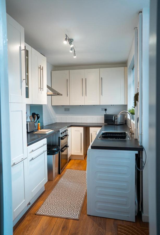 Comfortable House In Nuneaton Sleeps5 Free Parking Good Amenites エクステリア 写真