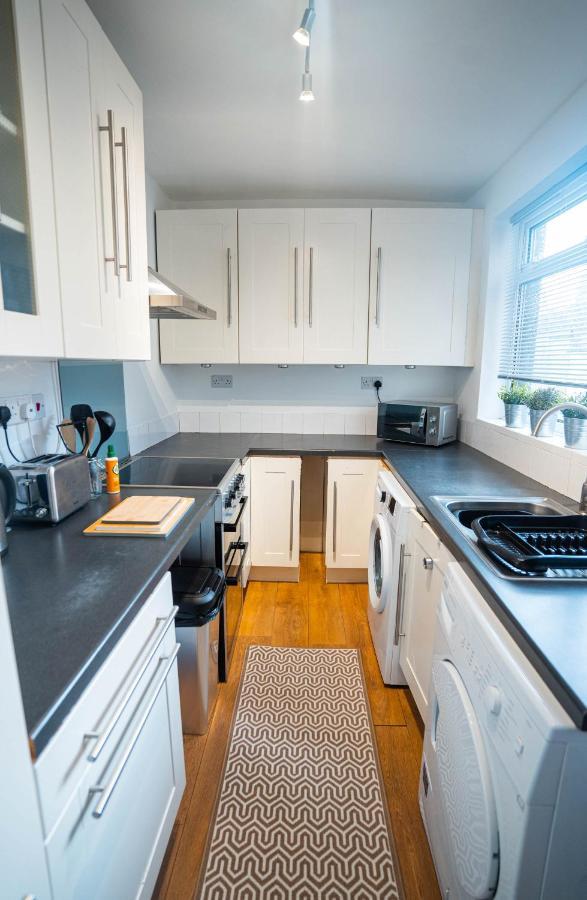 Comfortable House In Nuneaton Sleeps5 Free Parking Good Amenites エクステリア 写真